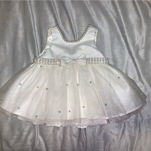 Contour princess White tulle satin Pearl Baby Dress size 3 months bloomers NWOT
